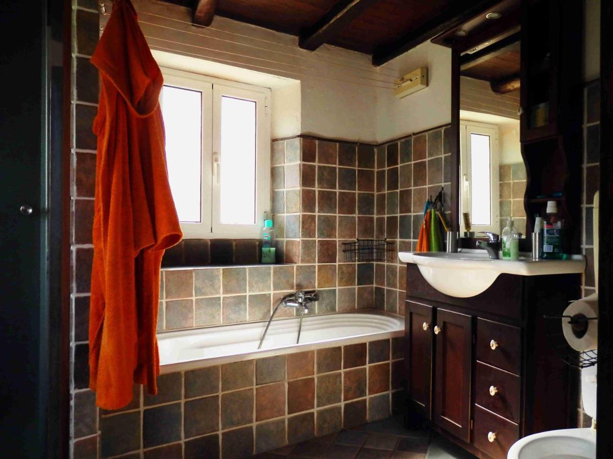 @Gatetothewild Bed & Breakfast Coreglia Ligure Ngoại thất bức ảnh